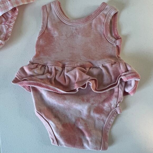 Carter's Bundle of Summer Outfits size 3 months - Picture 7 of 13